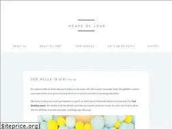 Sites similar to aheapeoflove.com