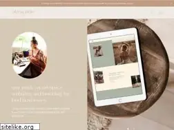 Sites similar to alanahelbig.com