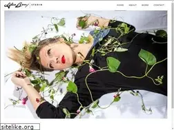 Sites similar to aliceberry.com