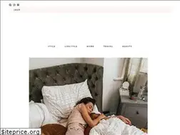Sites similar to alysonhaley.com