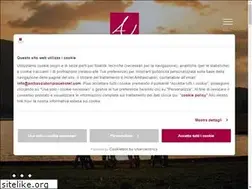 Sites similar to ambasciatoriplacehotel.com