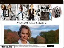 Sites similar to arielle-kebbel.net