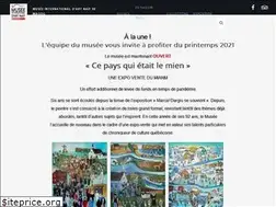 Sites similar to artnaifmagog.com