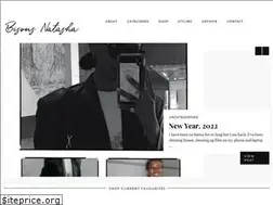Sites similar to bisousnatasha.com
