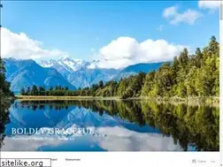 Sites similar to boldlygraceful.com