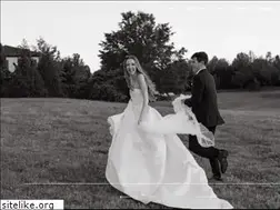 Sites similar to brettjessica.com