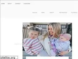 Sites similar to carlylifeandstyle.com
