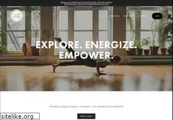 Sites similar to centrelunayoga.com