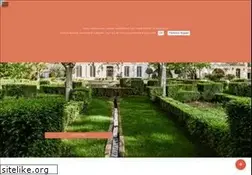 Sites similar to charminghouses.net