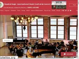 Sites similar to classicalhugs.com