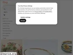 Sites similar to corinnamaggydesigns.com