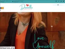 Sites similar to daniellebernock.com