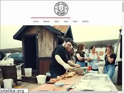 Sites similar to dinedrinkdetroit.com