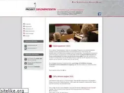 Sites similar to diplompatientin.de