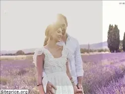 Sites similar to ditesmoioui.com