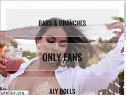 Sites similar to dollycastro.com
