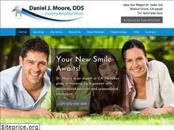 Sites similar to drdanielmoore.com