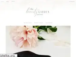 Sites similar to dwellinbeauty.blogspot.com