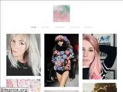 Sites similar to emilynatoli.com