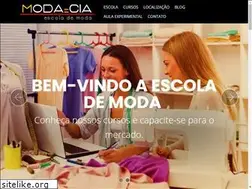 Sites similar to escolamodaecia.com.br