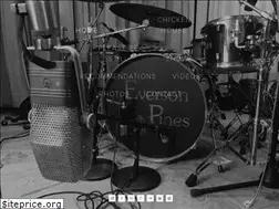 Sites similar to eversonpines.com
