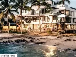 Sites similar to goldenbay.com.ec