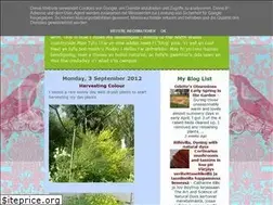 Sites similar to growingcolour.blogspot.com