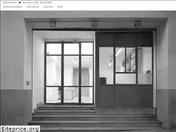 Sites similar to helgadealvear.com