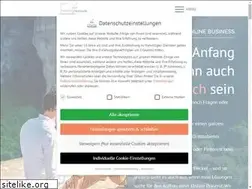 Sites similar to helpingnomads.com