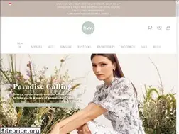 Sites similar to hervelvetvase.com.sg