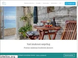 Sites similar to holidays-in-komiza.com