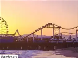 Sites similar to homestaysantamonica.com