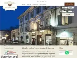 Sites similar to hotel-vittoria.com
