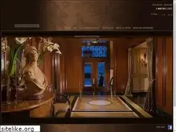 Sites similar to hotellestjames.com