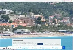 Sites similar to hotelmoroni.com