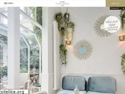 Sites similar to hotelpassyeiffel.com