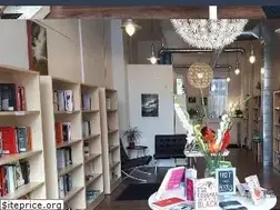 Sites similar to hunterstreetbooks.com