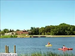 Sites similar to johngurneypark.com