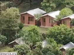 Sites similar to jungleeresort.com