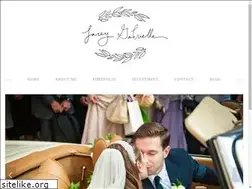 Sites similar to laceygabrielle.com