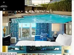 Sites similar to lemeridiendelfina.com