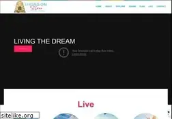 Sites similar to livingonstcroix.com
