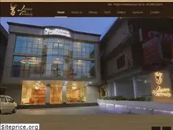 Sites similar to livinnsthekkady.com
