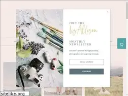 Sites similar to lizbacon.com