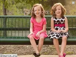 Sites similar to loribaur.com