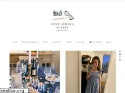 Sites similar to lovealwaysaudrey.com
