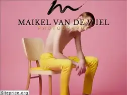 Sites similar to maikelvandewiel.com