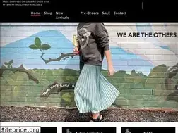 Sites similar to mainlycasual.com