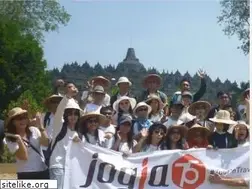 Sites similar to paketwisatajogja75.com