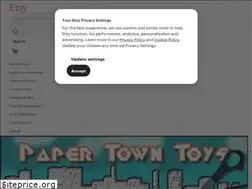 Sites similar to papertowntoys.com